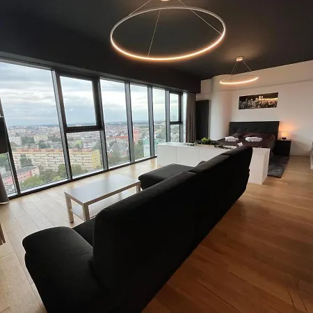 Hanza Tower - Luxurious 60m2 - 15th Floor View Apartament *
